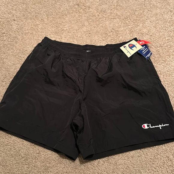 Champion 6 Inch Logo Embroidered Nylon Black Warm Up Swishy Short Size XXL - Picture 4 of 6